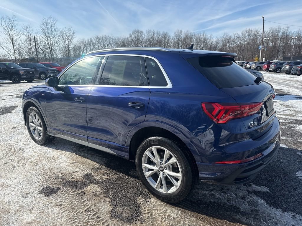 Used 2025 Audi Q3 2.0T Premium image 8