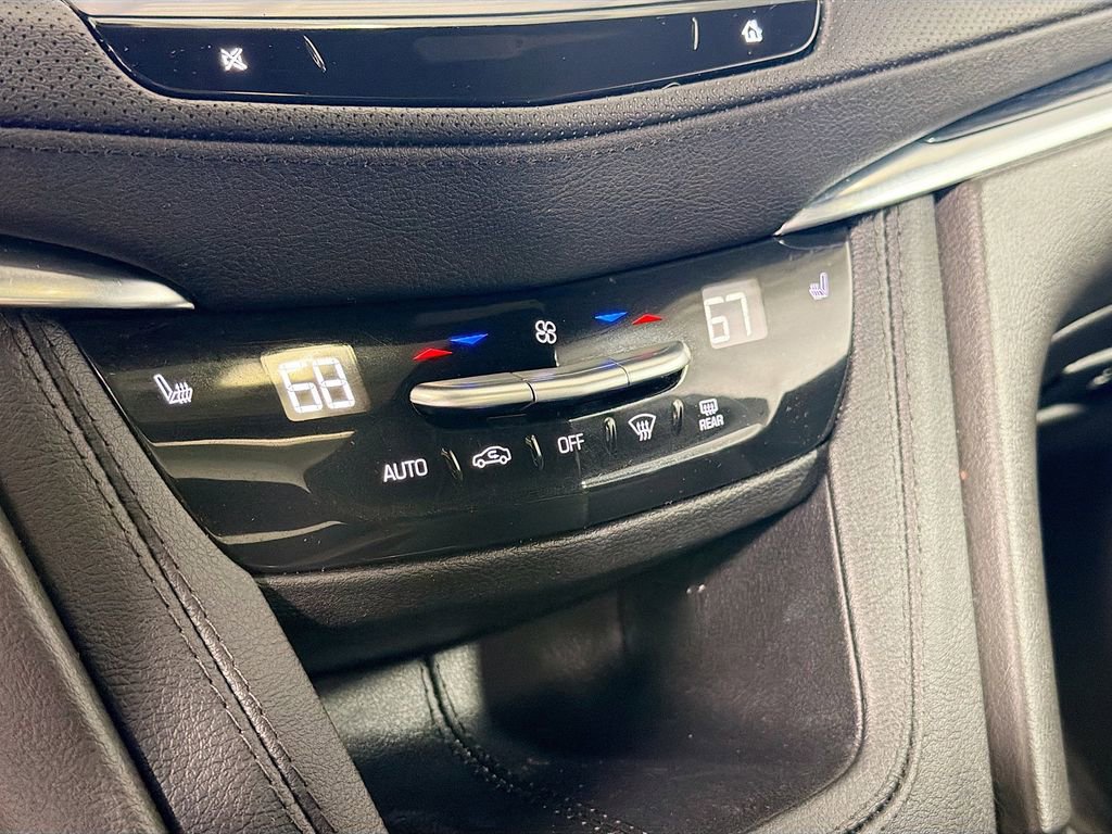 Used 2024 Cadillac XT5 Premium Luxury image 15