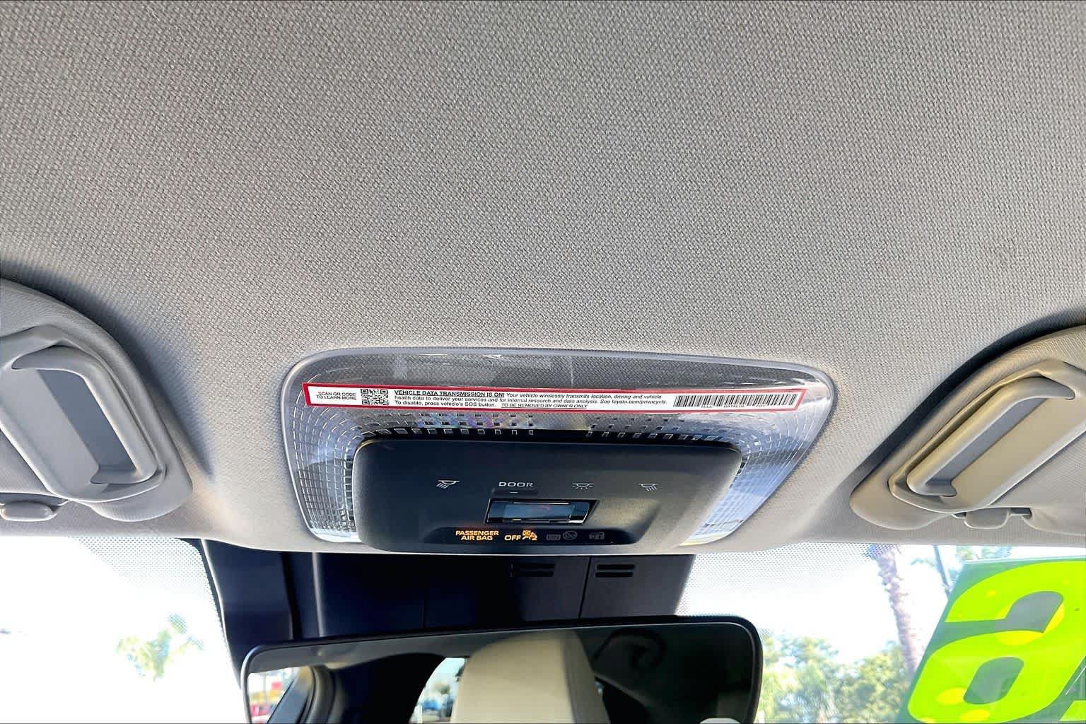 Certified 2026 Toyota Prius XLE FWD image 33