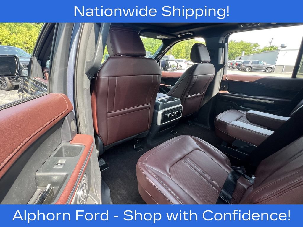 Used 2023 Ford Expedition Limited AWD/4WD image 17