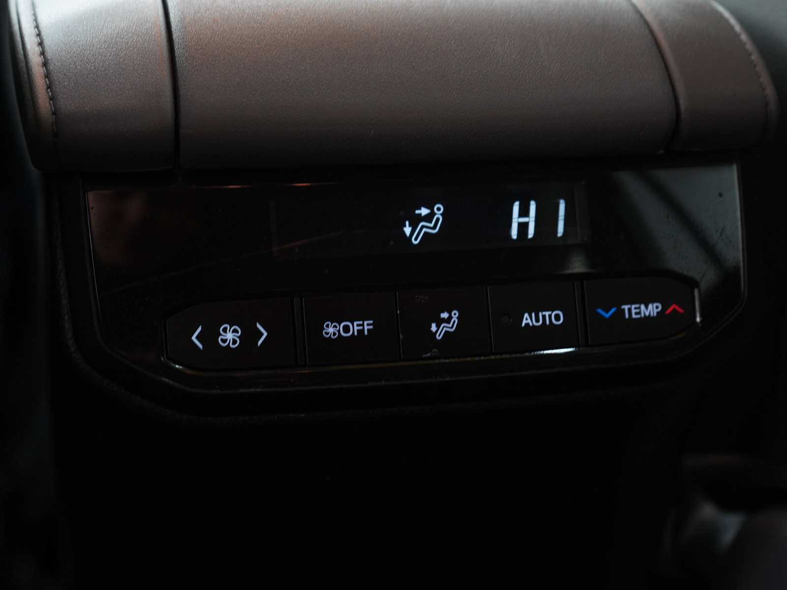 Used 2023 Toyota Highlander Limited AWD/4WD image 22