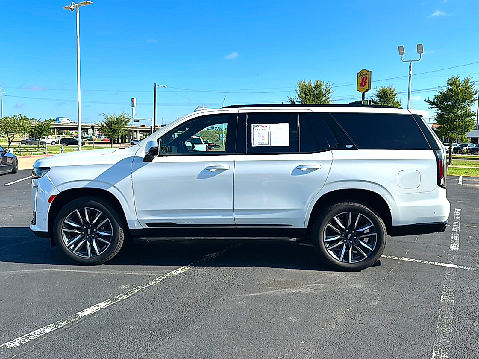 Used 2021 Cadillac Escalade Sport RWD image 5