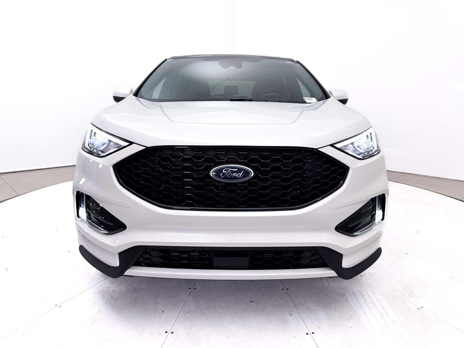 Used 2023 Ford Edge ST-Line AWD/4WD image 12