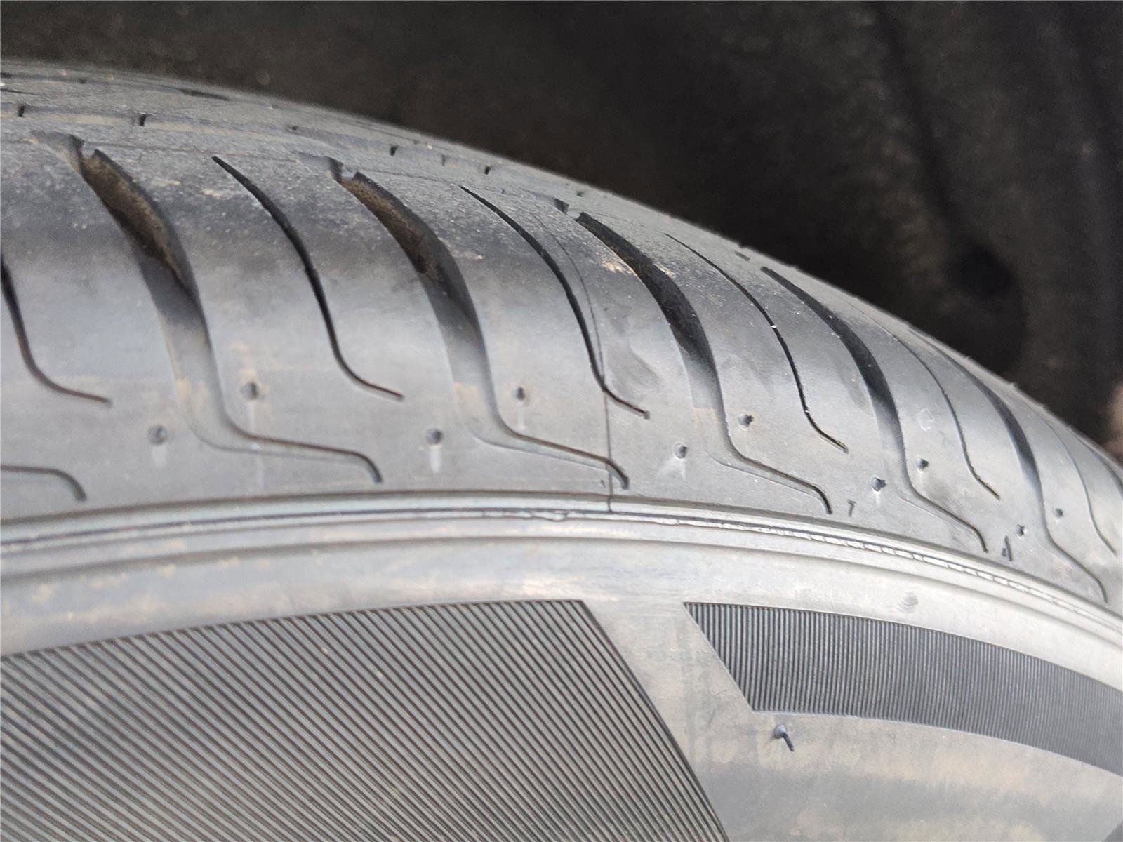 Used 2023 Honda Pilot LX image 12