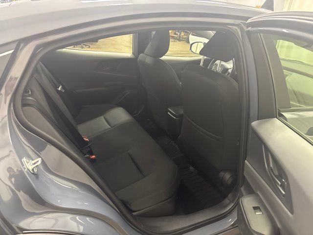 Used 2025 Toyota Prius LE FWD image 15