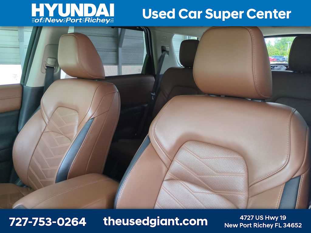 Used 2023 Nissan Pathfinder Platinum FWD image 7