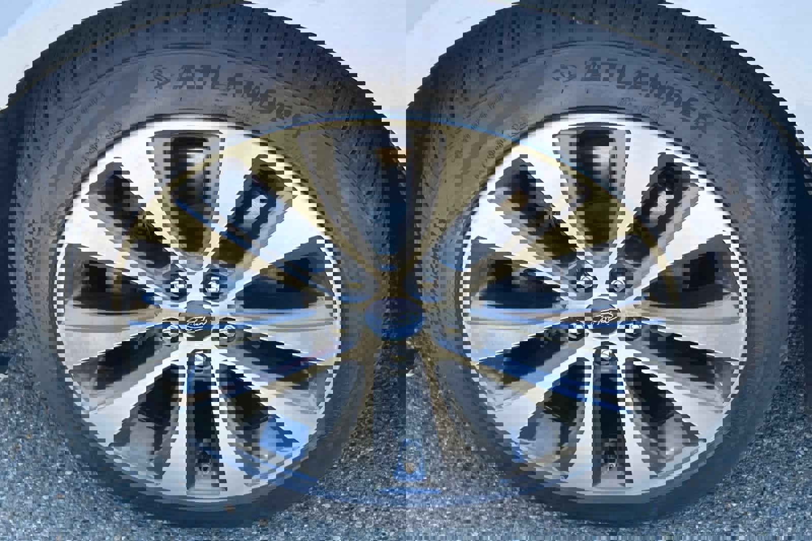 Used 2020 Ford Fusion SE image 10