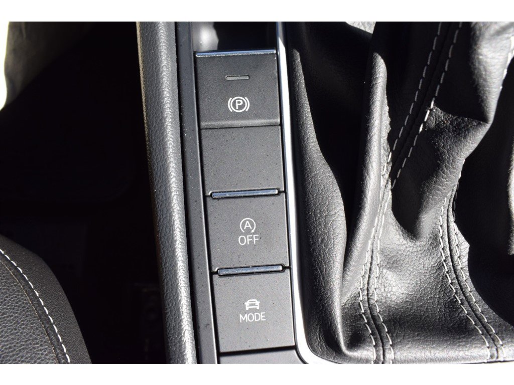 Used 2023 Volkswagen Jetta SEL image 39