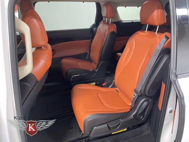 Used 2024 Kia Carnival SX image 21