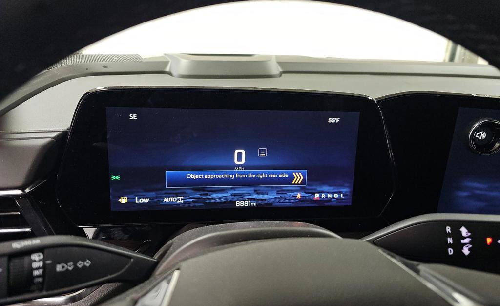 Used 2025 Chevrolet Suburban Z71 AWD/4WD image 15