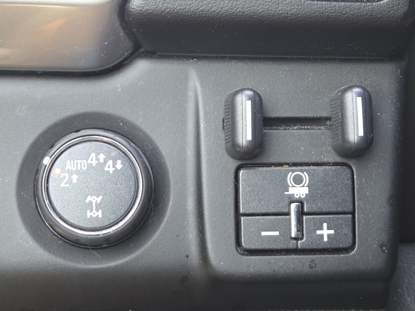 Used 2019 Chevrolet Tahoe Premier w/ Premier Plus Edition AWD/4WD image 8