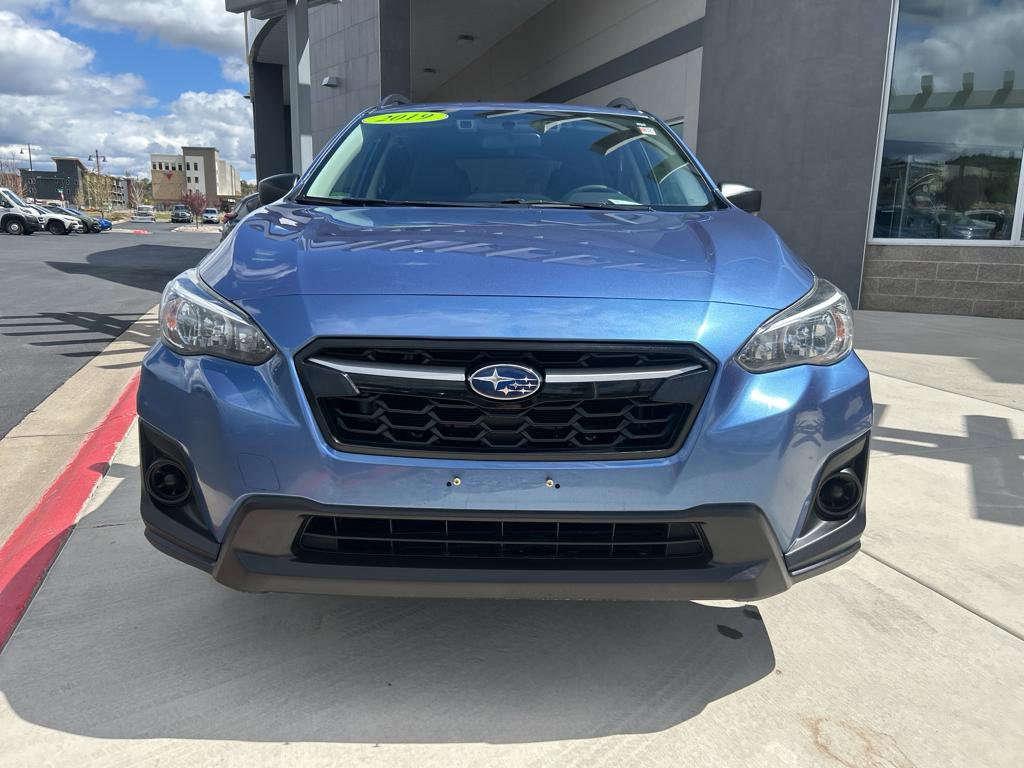 Used 2019 Subaru Crosstrek 2.0i w/ Eyesight System image 3