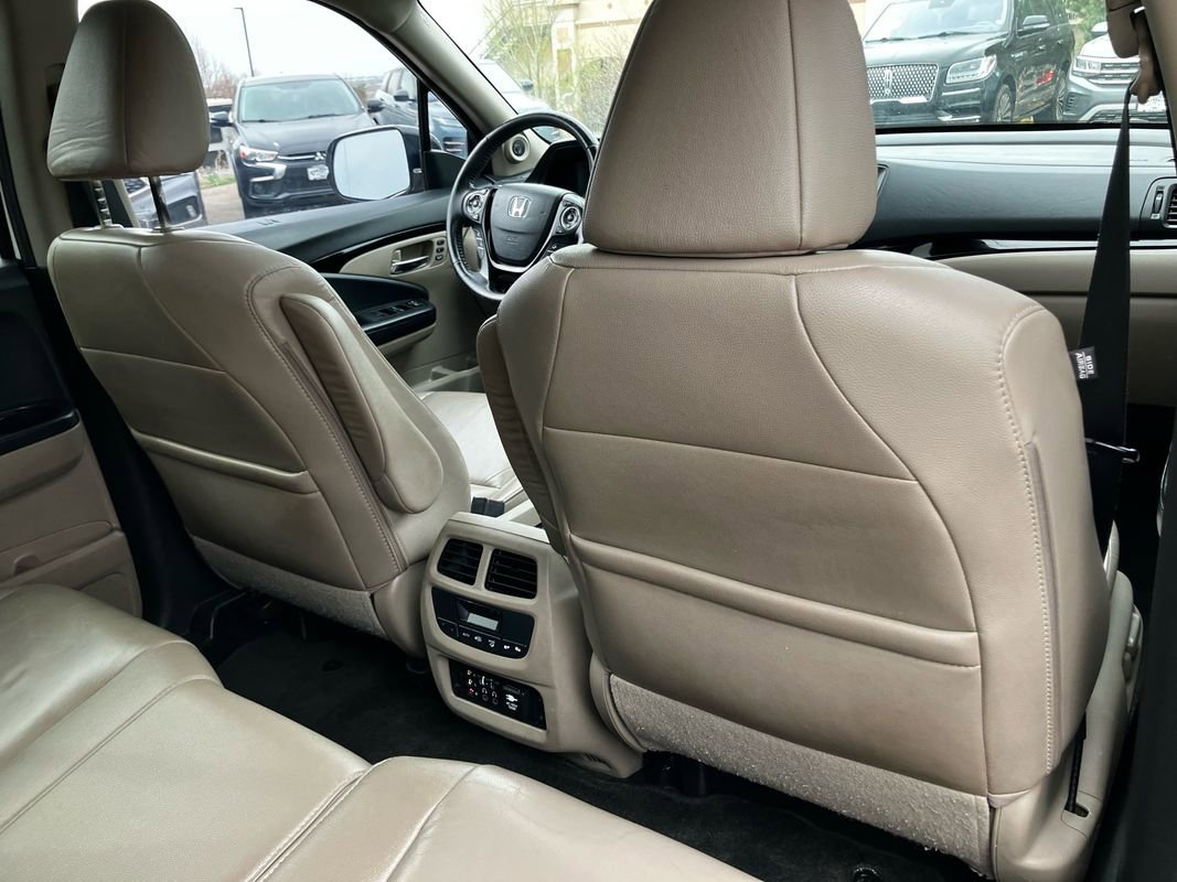 Used 2016 Honda Pilot Touring image 30