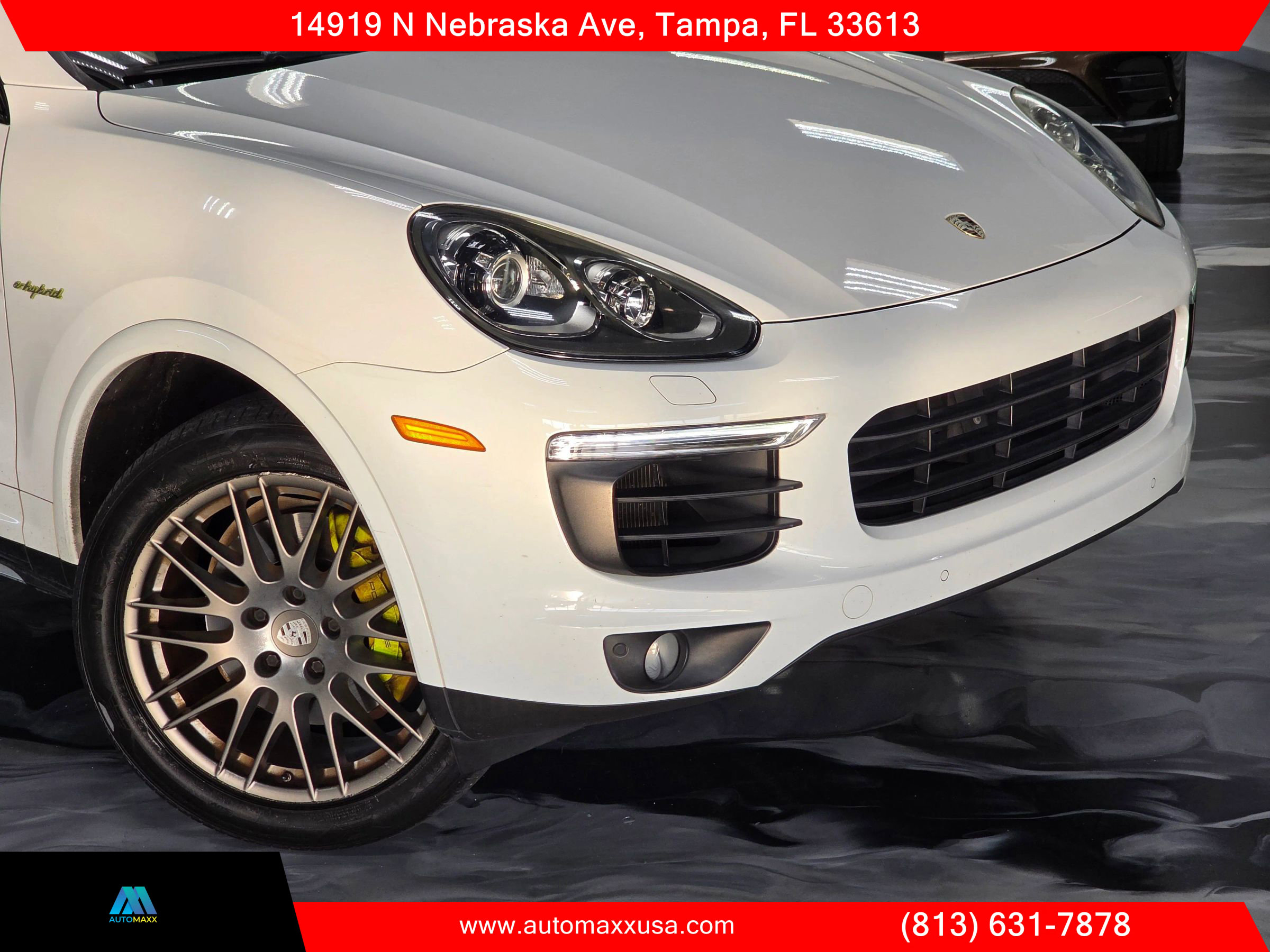 Used 2017 Porsche Cayenne S Platinum w/ Premium Package (PJW) image 2