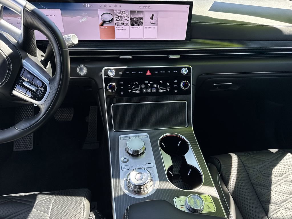 Used 2025 Genesis GV80 3.5T image 30