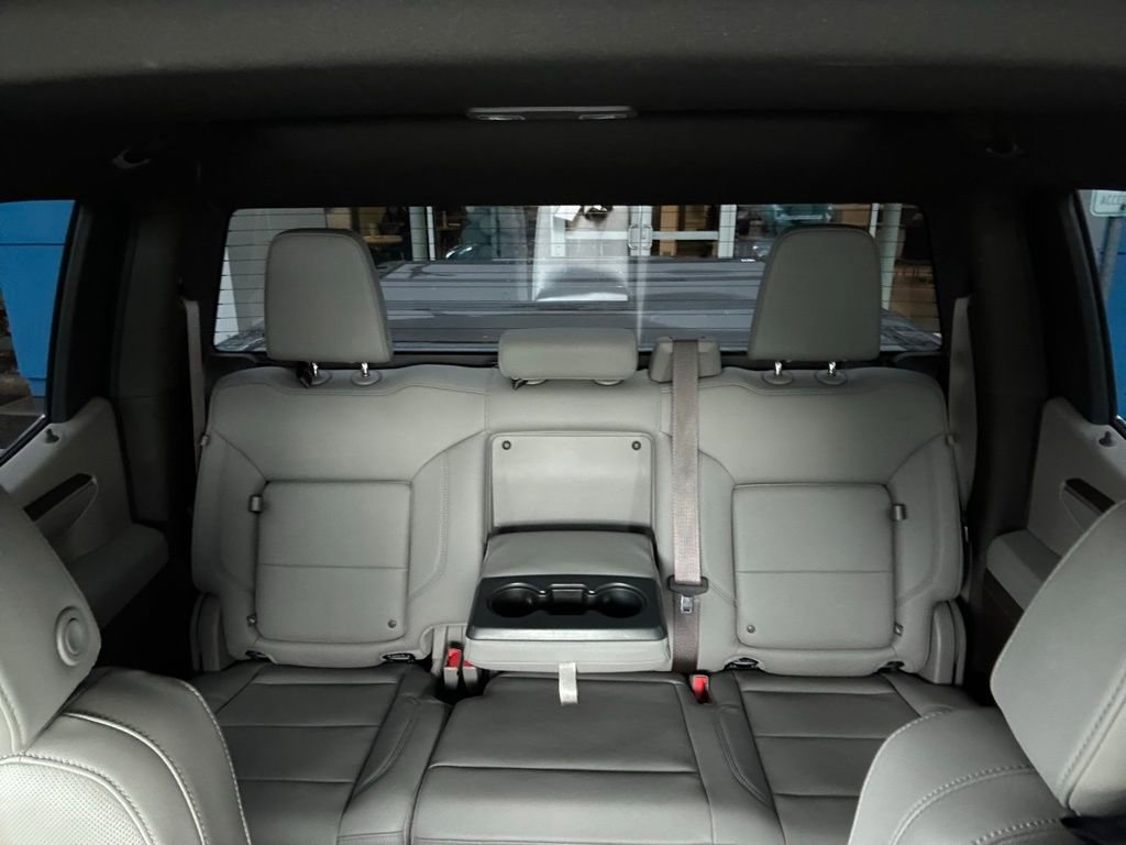 Used 2023 GMC Sierra 1500 SLT w/ SLT Premium Package AWD/4WD image 26