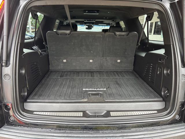 Used 2018 Cadillac Escalade ESV Platinum AWD/4WD image 11