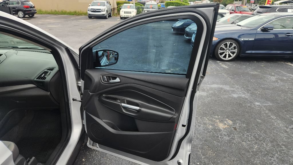 Used 2014 Ford Escape SE FWD image 14