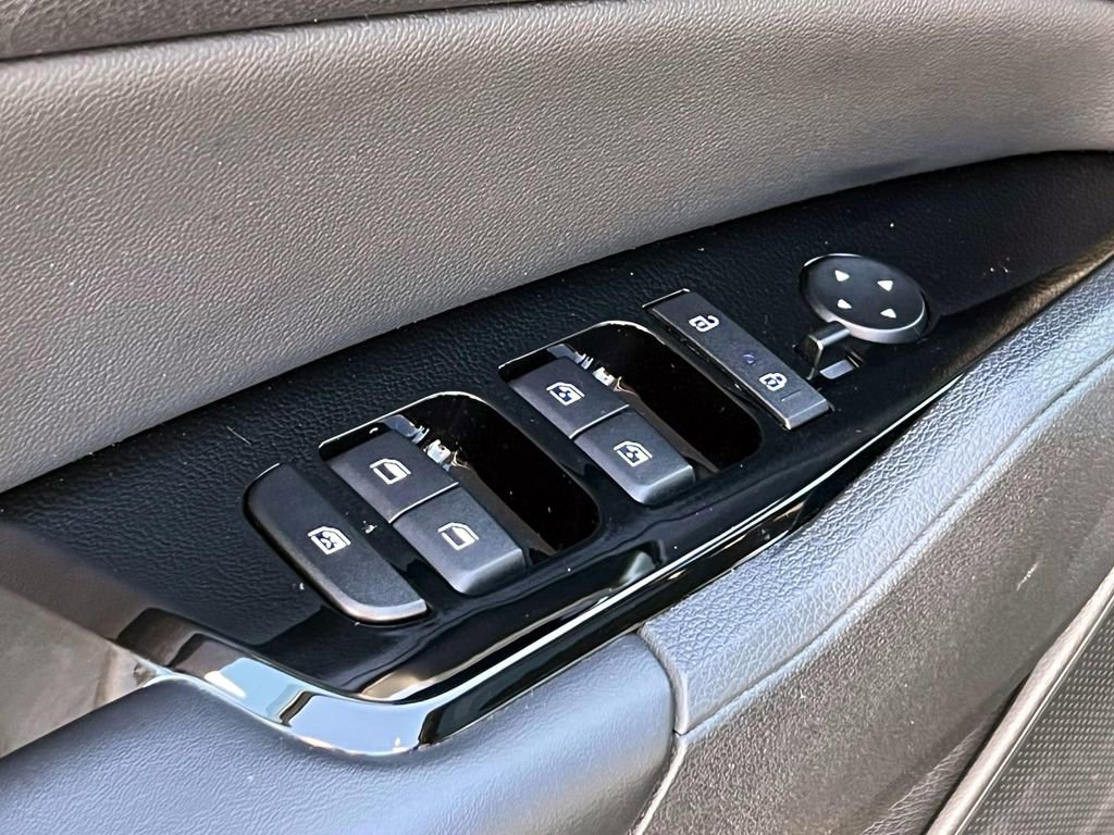 Used 2023 Kia Sportage X-Line w/ X-Line Premium Package image 16