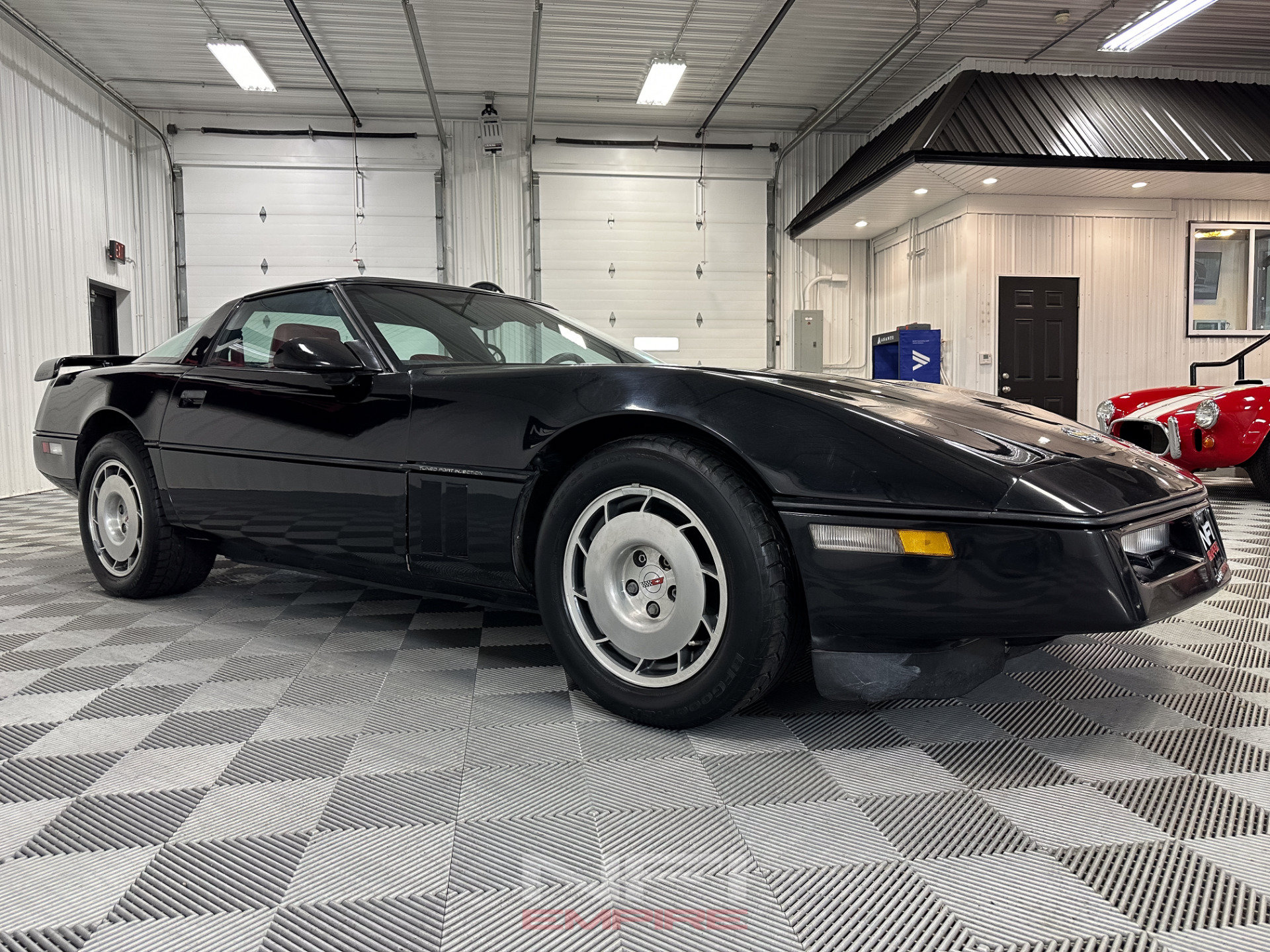 Used 1987 Chevrolet Corvette Coupe RWD image 15