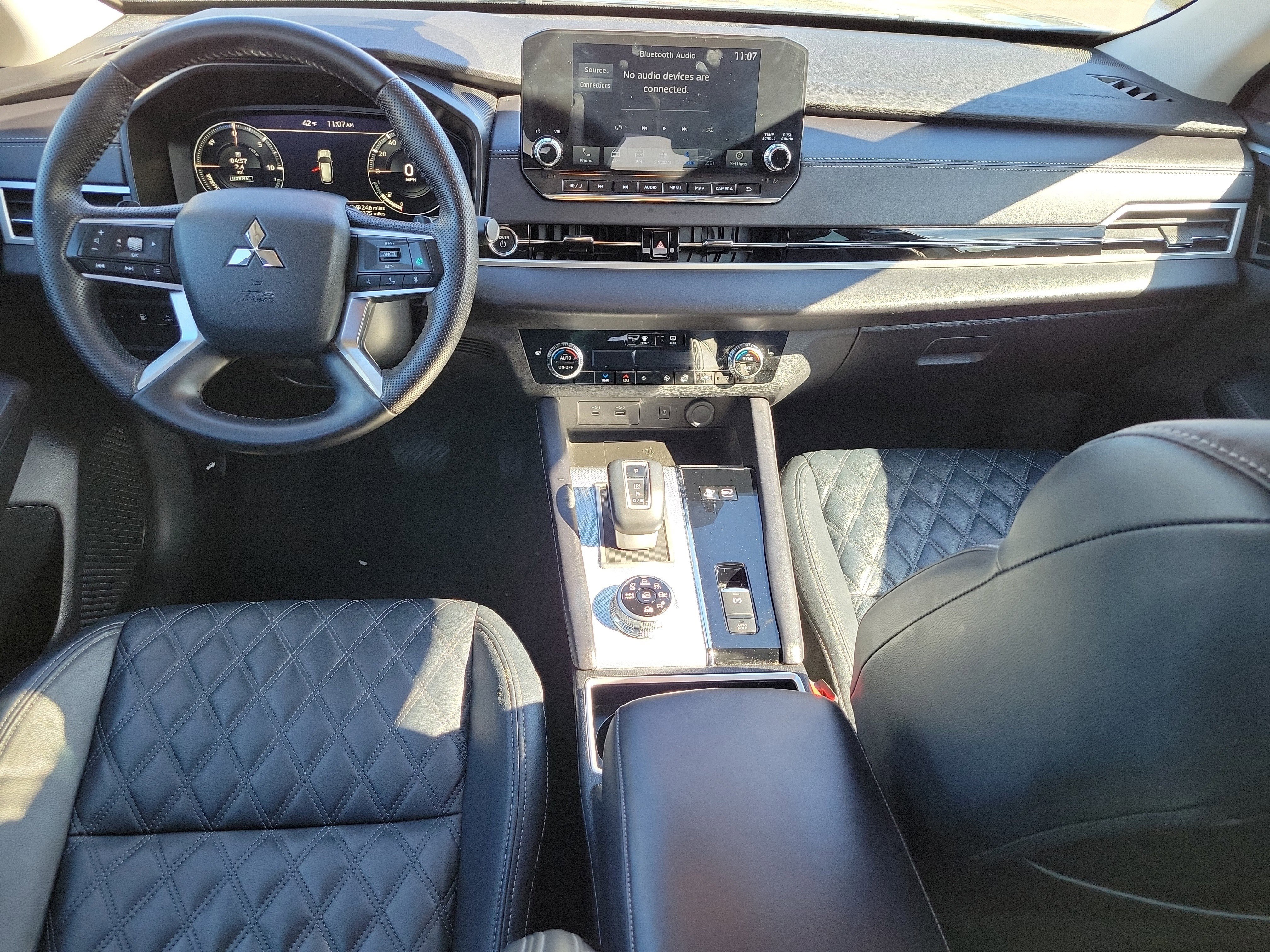 Used 2023 Mitsubishi Outlander SEL image 15