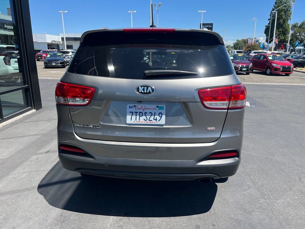 Used 2016 Kia Sorento FWD image 14