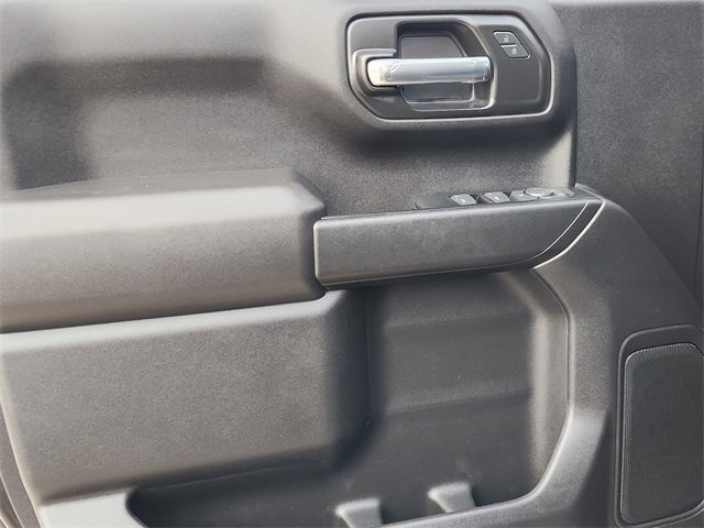 Used 2024 Chevrolet Silverado 1500 Custom image 22