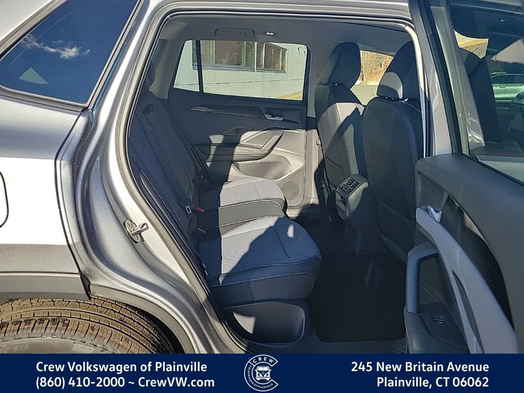 New 2026 Volkswagen Tiguan SE image 15