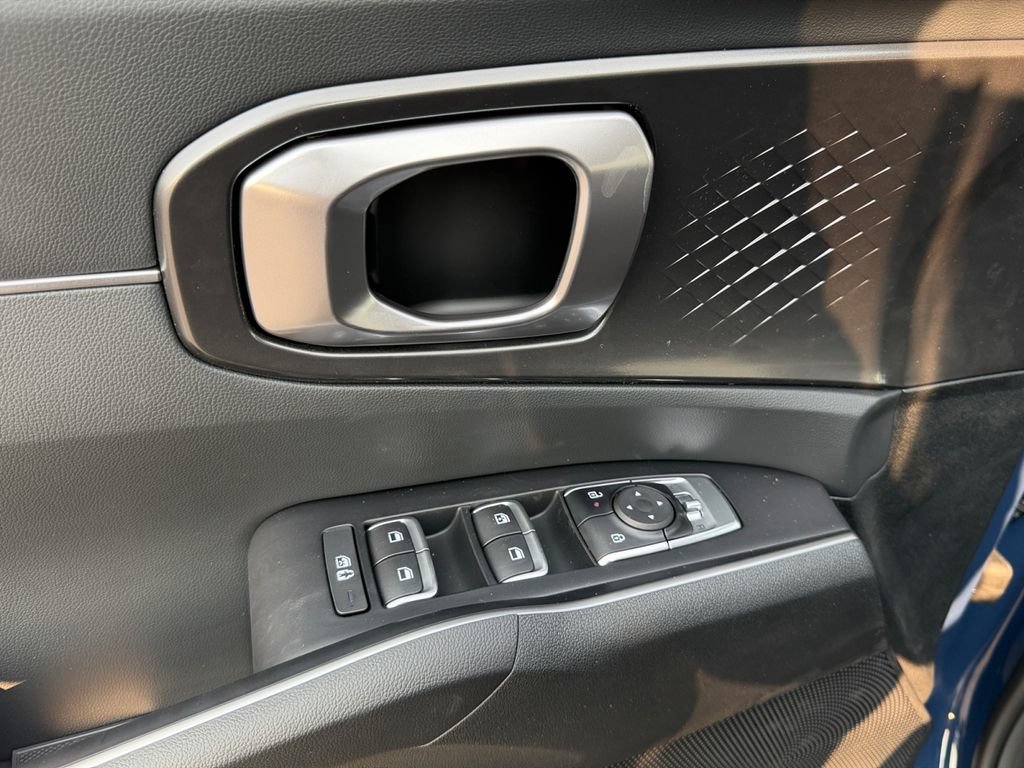 New 2026 Kia Sorento S FWD image 13