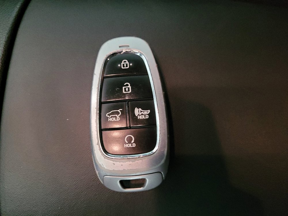 Used 2023 Hyundai Santa Fe SEL image 32