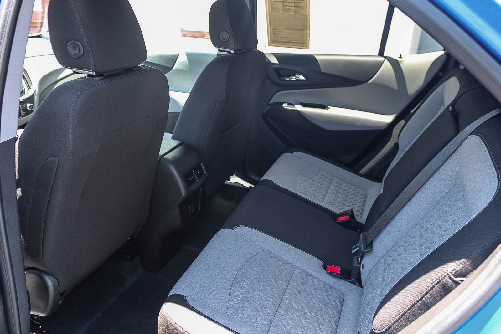 Used 2024 Chevrolet Equinox LS w/ LS Convenience Package FWD image 21