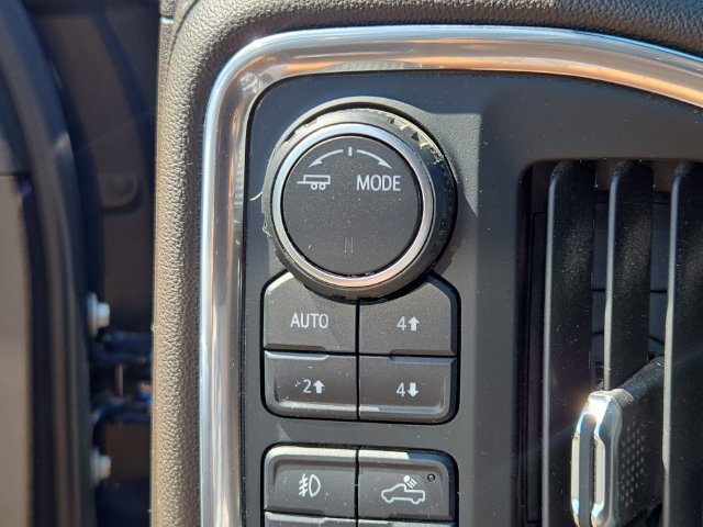 Used 2022 Chevrolet Silverado 1500 LTZ w/ LTZ Premium Package AWD/4WD image 9