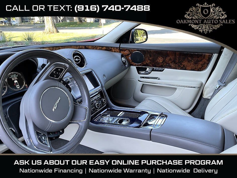 Used 2011 Jaguar XJ RWD image 24