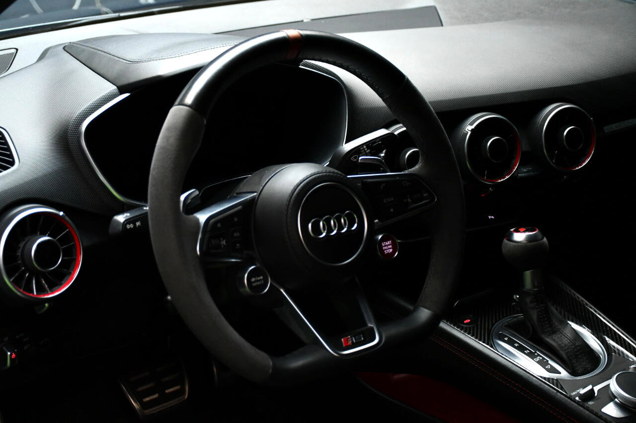 Used 2019 Audi TT RS w/ Technology Package image 23