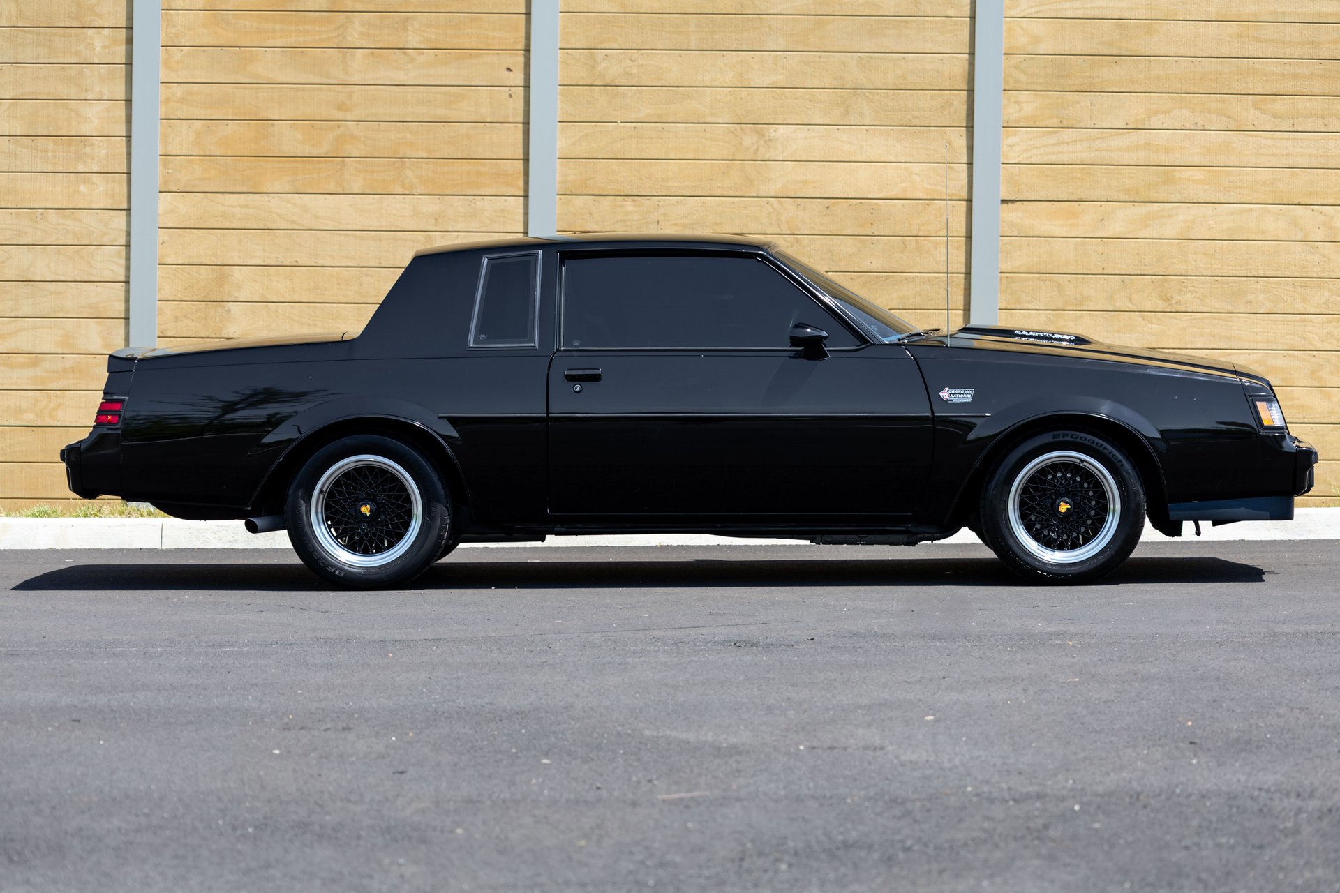 Used 1987 Buick Regal Coupe RWD image 17
