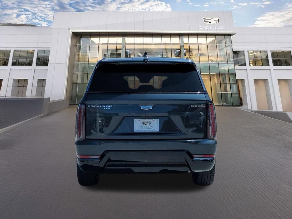 New 2026 Cadillac Escalade IQL Sport 2 w/ LPO, Premium Carpet Package AWD/4WD image 4