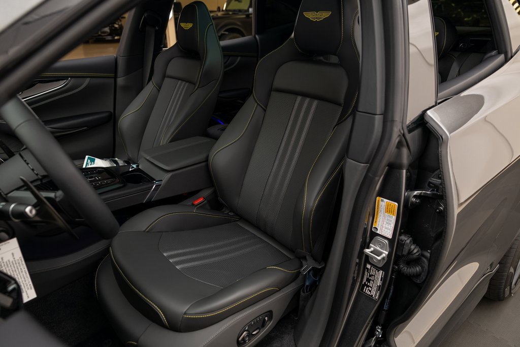 New 2025 Aston Martin DBX 707 image 15