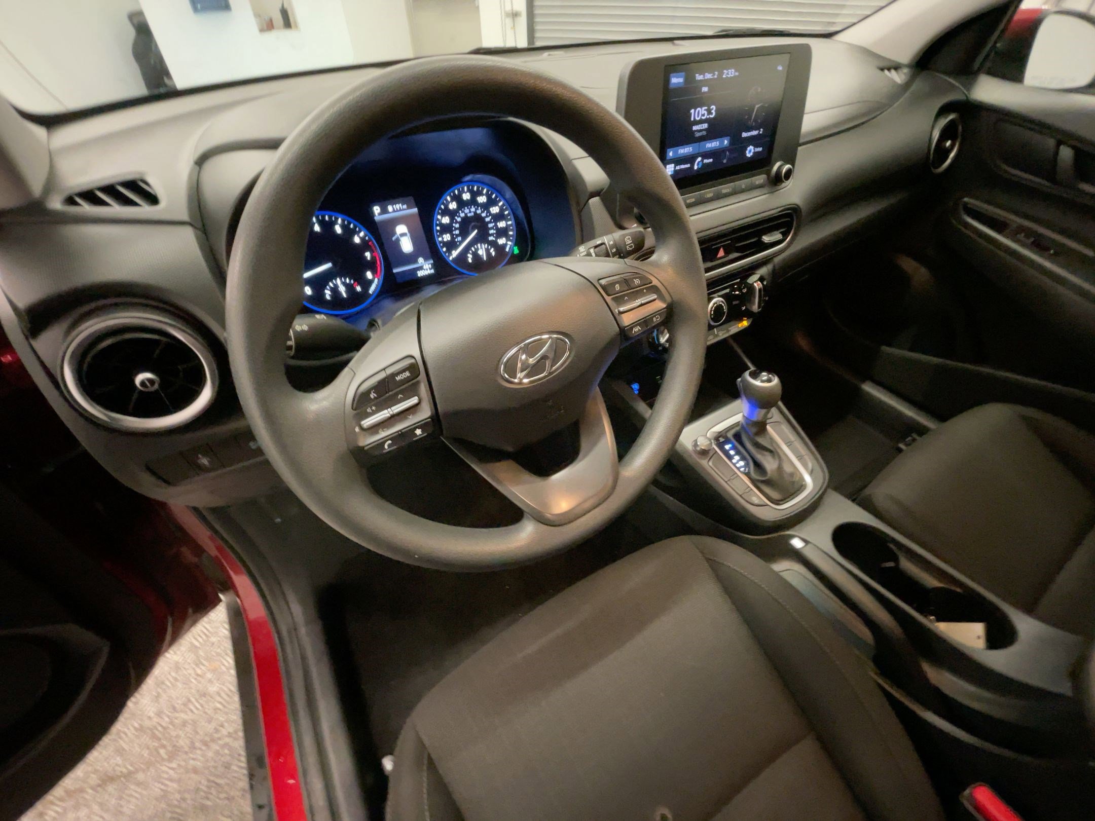 Used 2023 Hyundai Kona SEL w/ Cargo Package image 4