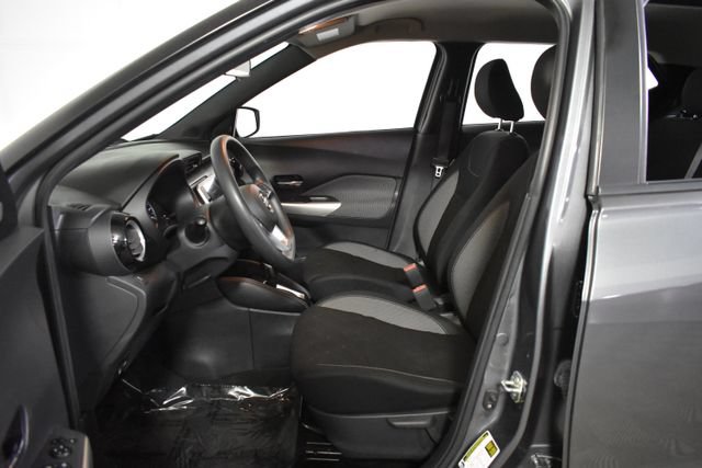 Used 2018 Nissan Kicks SV FWD image 10