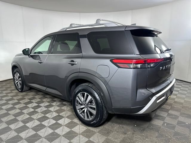 Used 2023 Nissan Pathfinder SL image 5