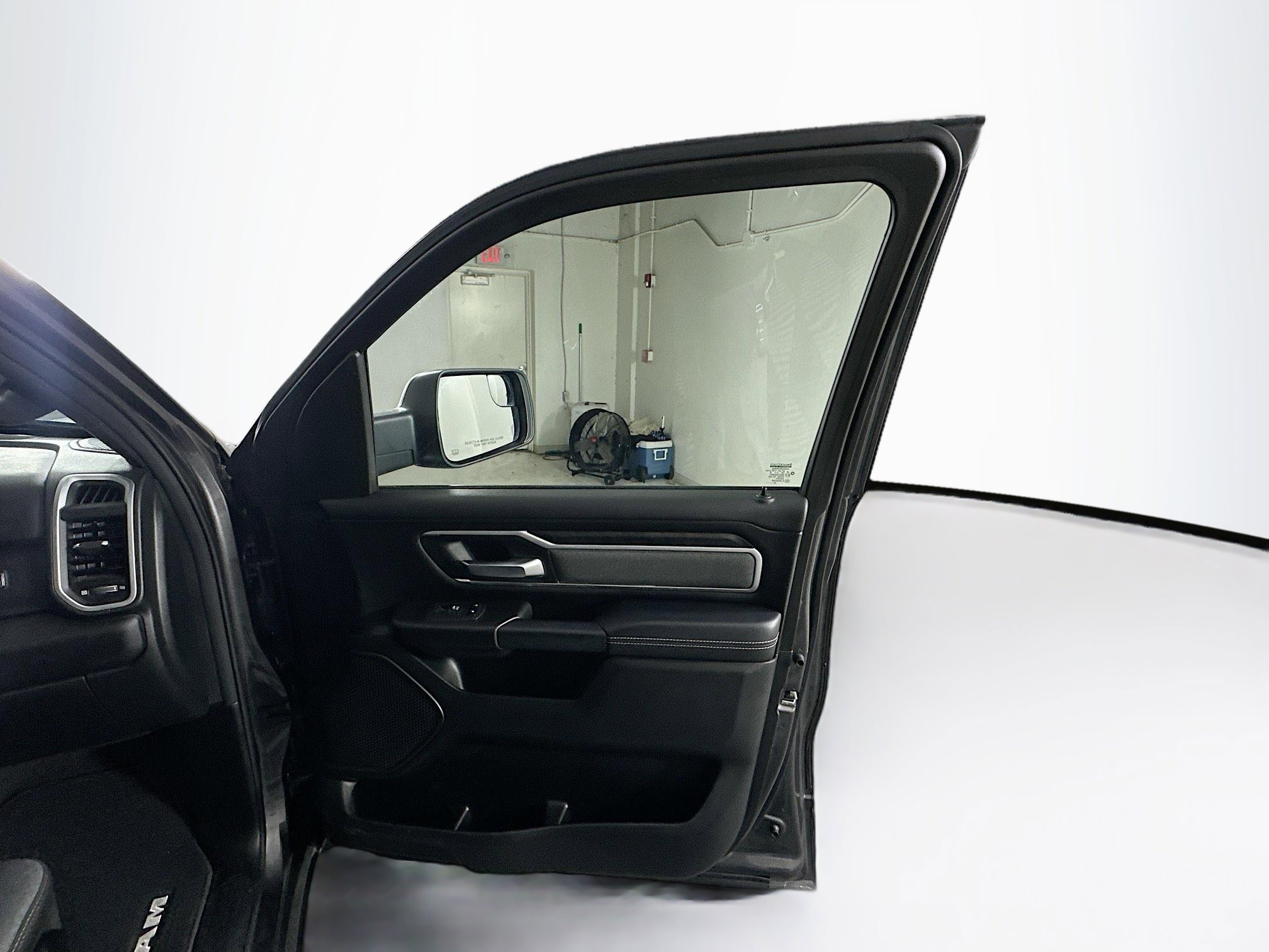 Used 2022 RAM 1500 Big Horn image 31