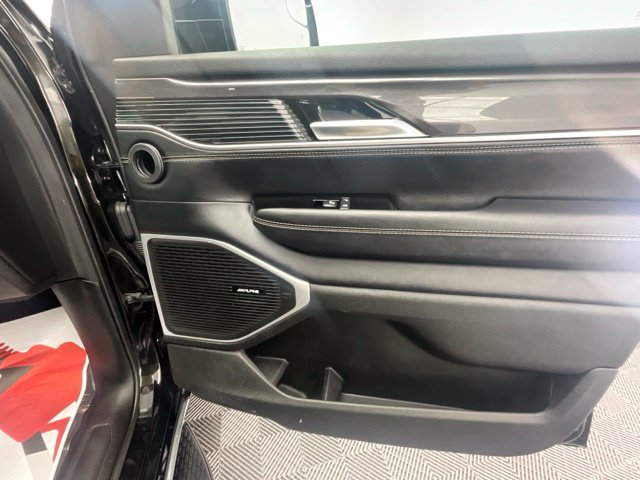 Used 2023 Jeep Wagoneer 4WD w/ Premium Group I image 23