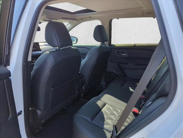 New 2026 Nissan Rogue Platinum w/ Platinum Premium Package AWD/4WD image 18