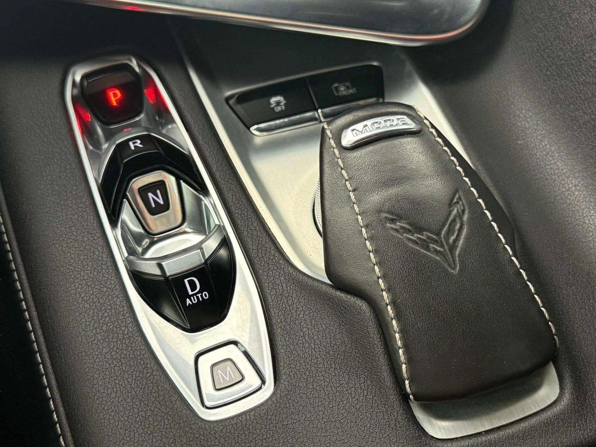 Used 2021 Chevrolet Corvette Stingray Preferred Cpe w/ 2LT image 33