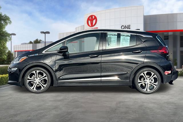 Used 2017 Chevrolet Bolt Premier w/ Driver Confidence II Package image 8