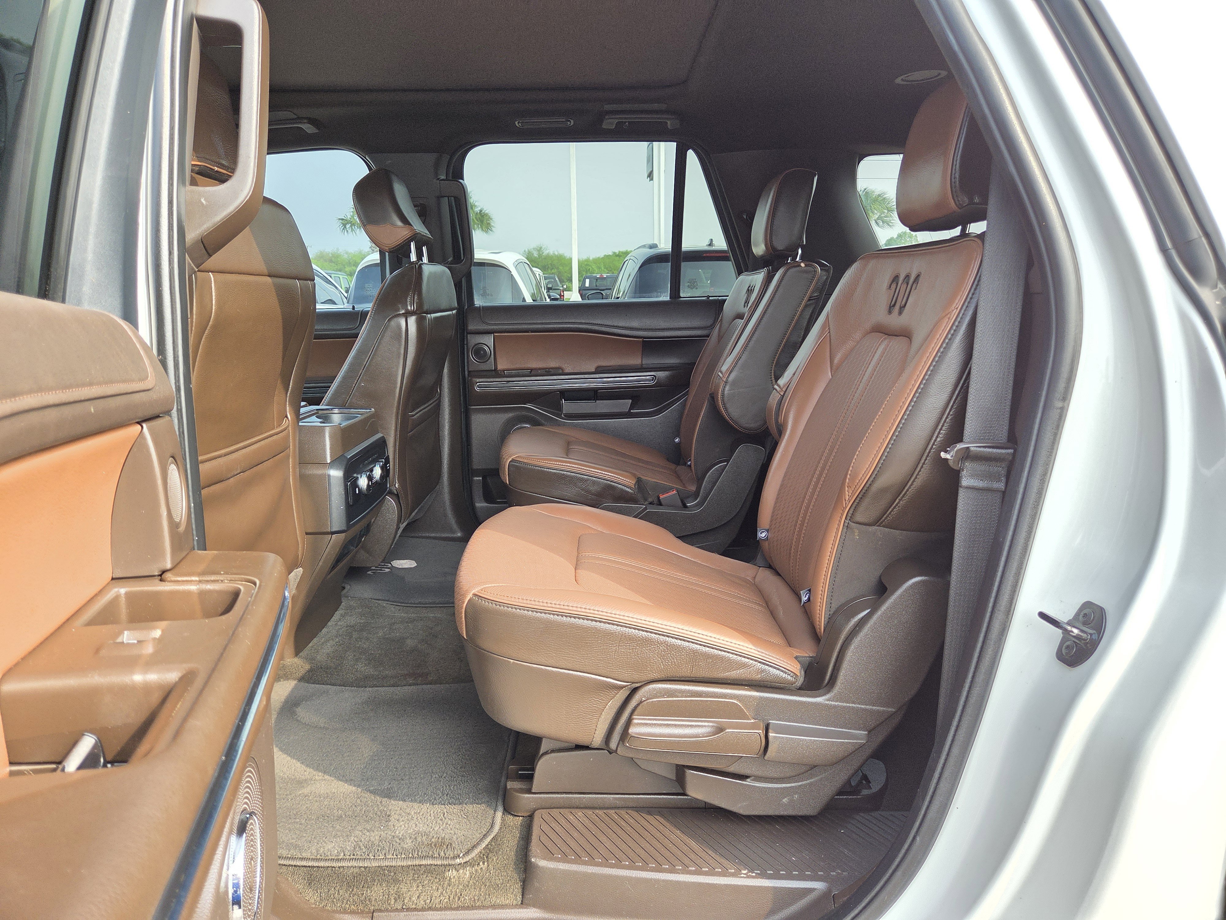 Used 2024 Ford Expedition Max King Ranch AWD/4WD image 15