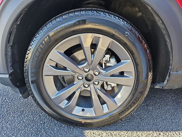 Used 2023 Ford Explorer XLT w/ Equipment Group 202A image 36