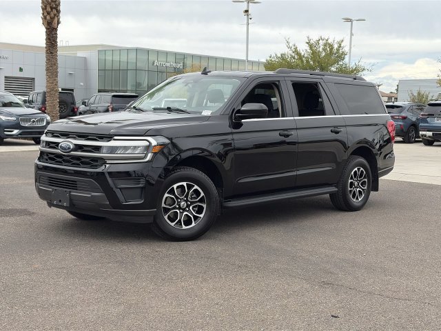 Used 2024 Ford Expedition Max XL AWD/4WD image 2