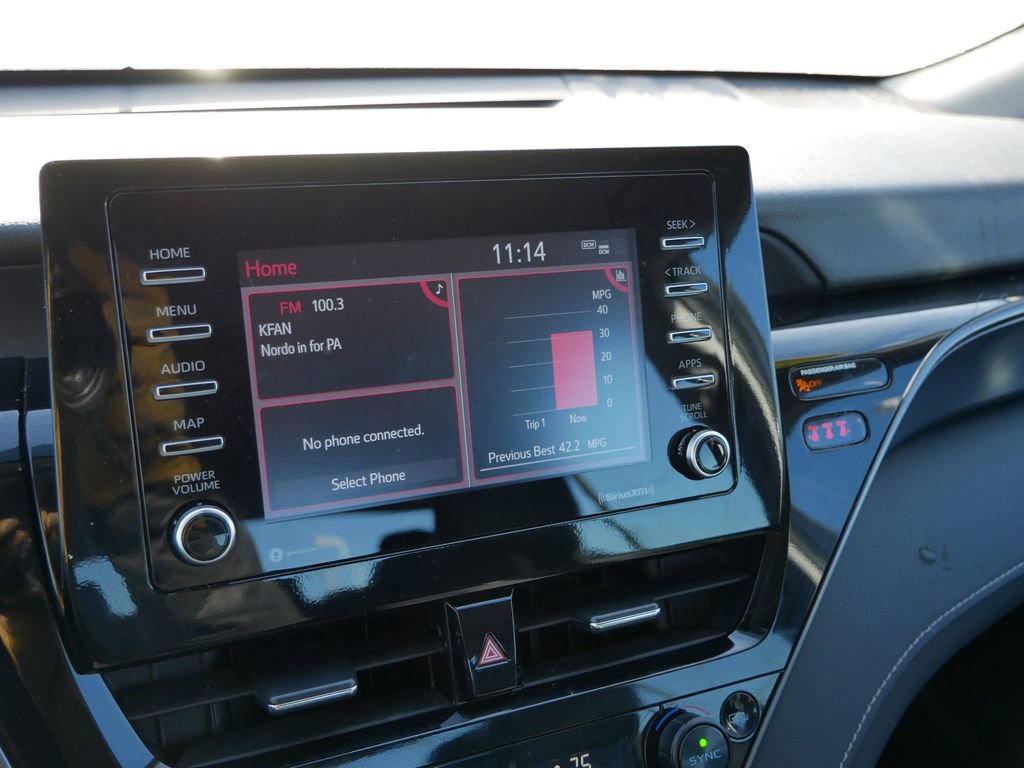 Used 2024 Toyota Camry SE image 18