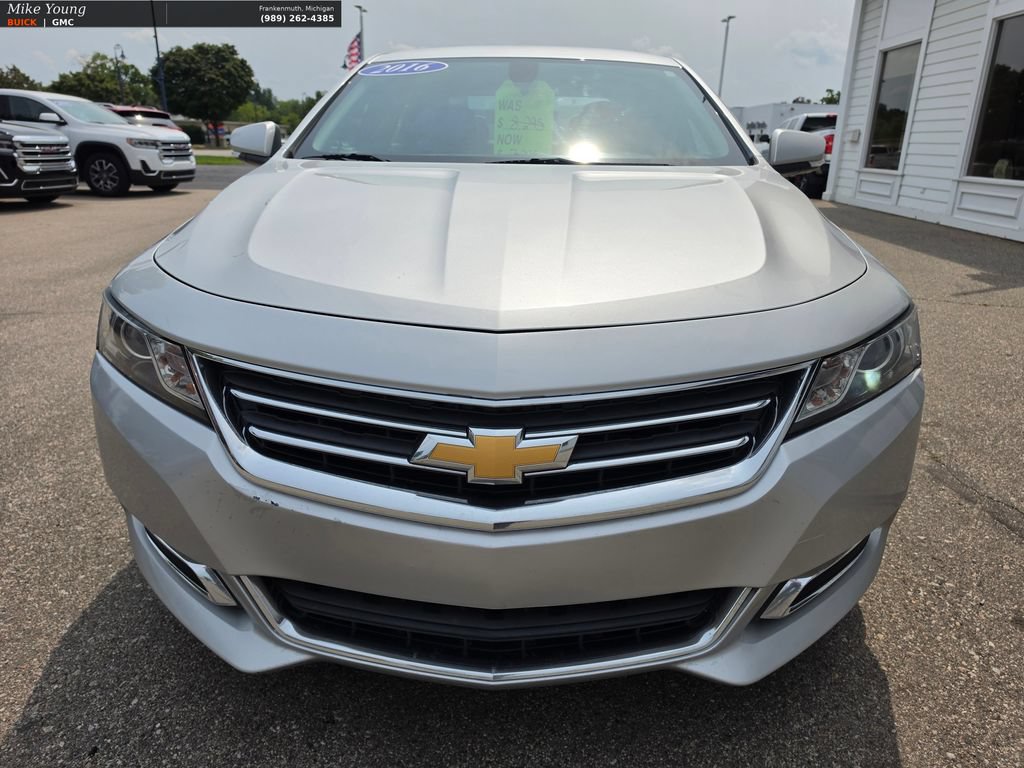 Used 2016 Chevrolet Impala LT FWD image 2
